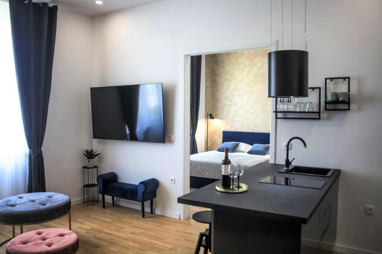 Hedone Luxury With Free Parking Apartment