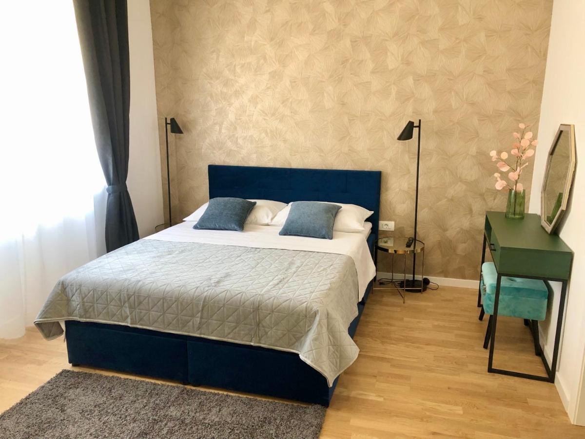 Hedone Luxury With Free Parking Apartment Pula
